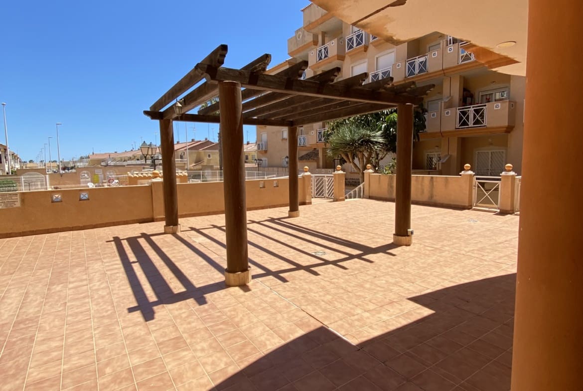 2 bedroom Apartment for sale in San Pedro del Pinatar with pool garage - € 139,995 (Ref: 9958500)