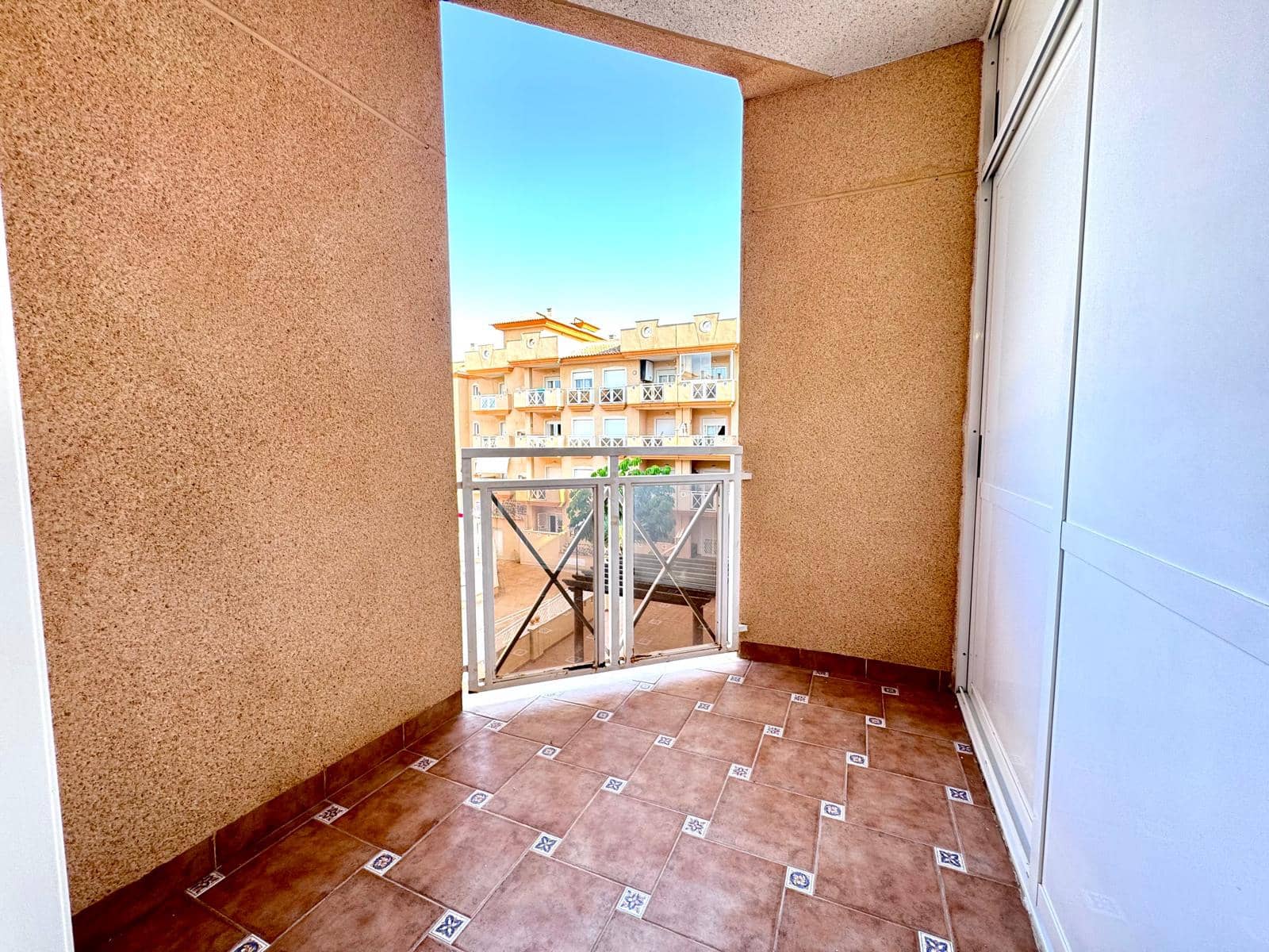 2 bedroom Apartment for sale in San Pedro del Pinatar with pool garage - € 139,995 (Ref: 9958500)