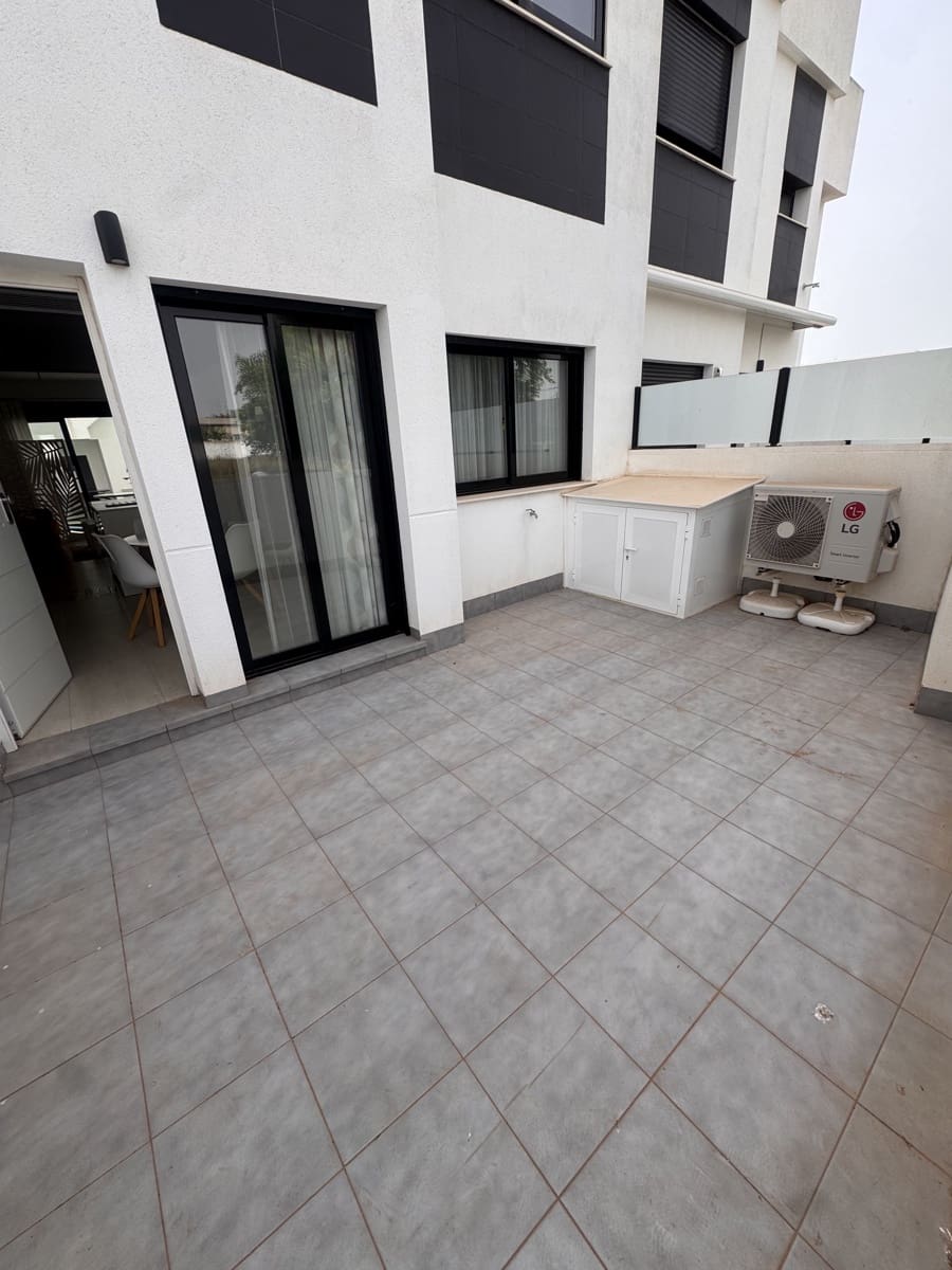 2 soveværelse Lejlighed til salg i Lo Pagan med swimmingpool garage - € 199.995 (Ref: 9976123)