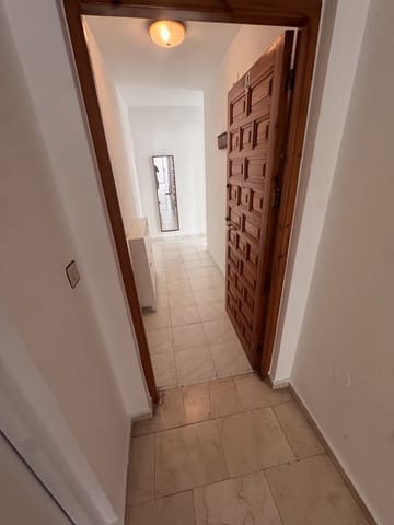 4 slaapkamer Strandappartement te koop in Lo Pagan, San Pedro del Pinatar met garage - € 134.995 (Ref: 9983967)