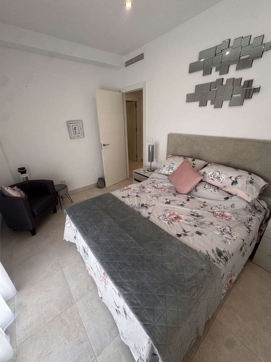 3 sypialnia Apartament na sprzedaż w Pilar de la Horadada z basenem garażem - 339 995 € (Ref: 9991945)