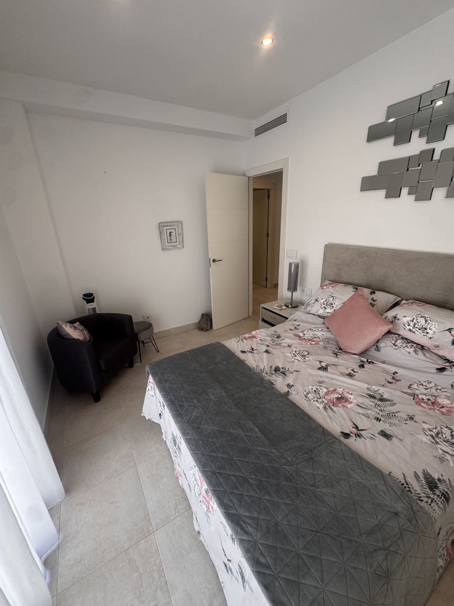 3 sypialnia Apartament na sprzedaż w Pilar de la Horadada z basenem garażem - 339 995 € (Ref: 9991945)