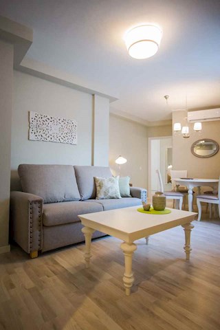   1 soveværelse   ferieLejlighed i San Felipe Neri, Málaga by   - € 560 (Ref: 3961103)