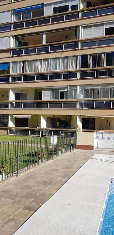 Appartamento da affitare come casa vacanza in Torremolinos con piscina - 250 € (Rif: 7611183)