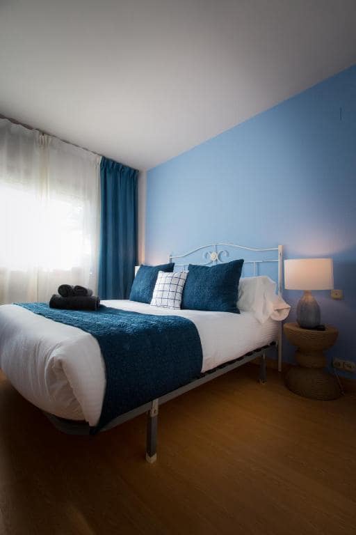 1 bedroom Beach Apartment for holiday rental in Malaga city with pool garage - € 350 (Ref: 7611187)