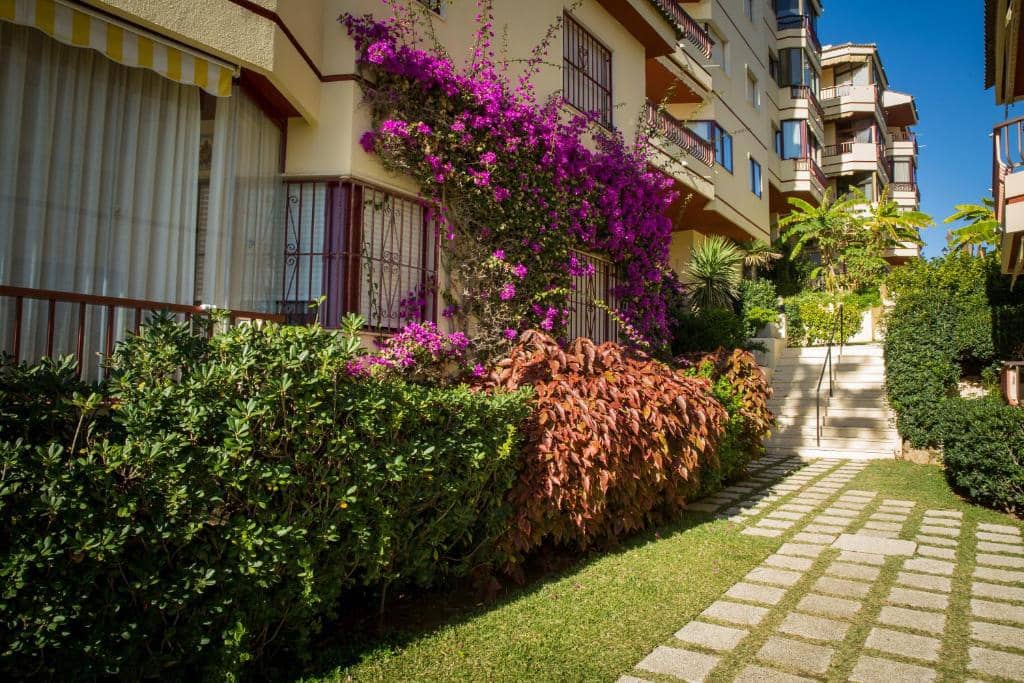 1 bedroom Beach Apartment for holiday rental in Malaga city with pool garage - € 350 (Ref: 7611187)