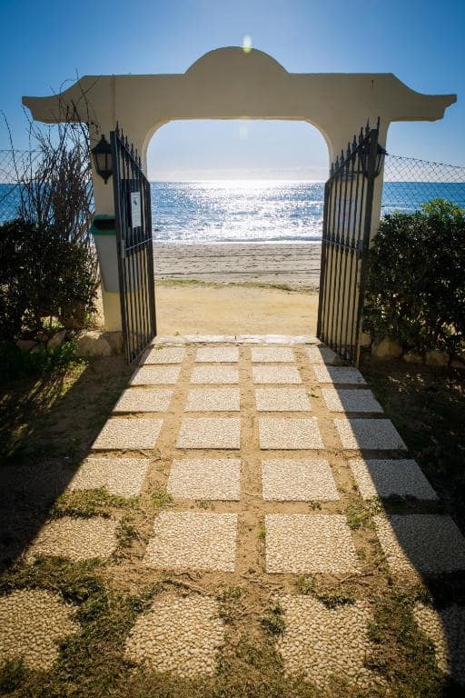 1 bedroom Beach Apartment for holiday rental in Malaga city with pool garage - € 350 (Ref: 7611187)