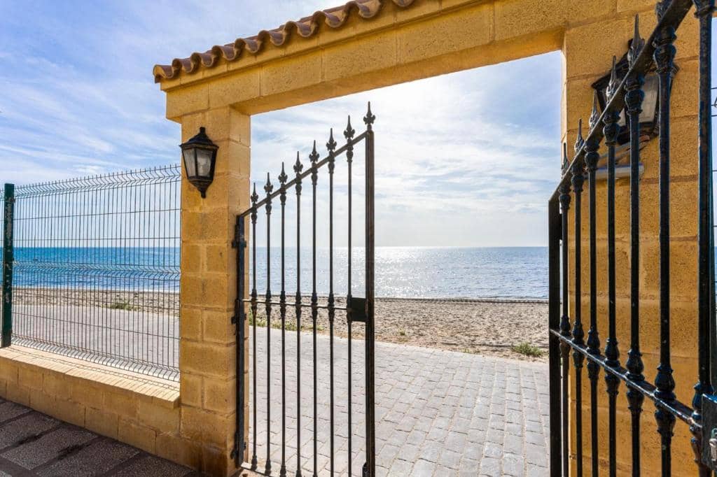 1 camera da letto Appartamento sulla Spiaggia da affitare come casa vacanza in Malaga citta con piscina garage - 735 € (Rif: 7611314)