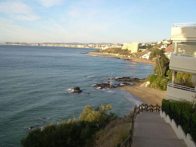 2 camera da letto Appartamento sulla Spiaggia da affitare come casa vacanza in Centro Historico, Malaga città con piscina garage - 840 € (Rif: 7611319)