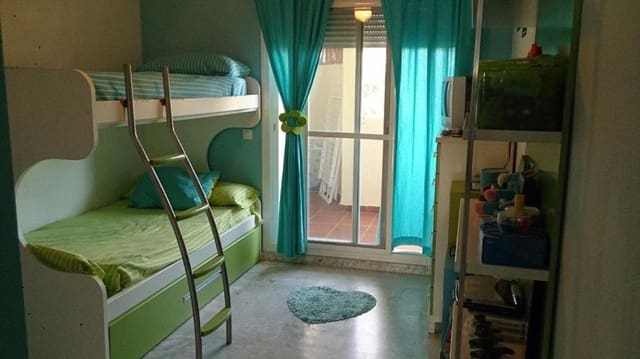 2 camera da letto Appartamento sulla Spiaggia da affitare come casa vacanza in Centro Historico, Malaga città con piscina garage - 840 € (Rif: 7611319)