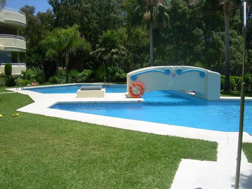 2 camera da letto Appartamento sulla Spiaggia da affitare come casa vacanza in Malaga citta con piscina garage - 840 € (Rif: 7611319)