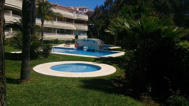 2 camera da letto Appartamento sulla Spiaggia da affitare come casa vacanza in Centro Historico, Malaga città con piscina garage - 840 € (Rif: 7611319)