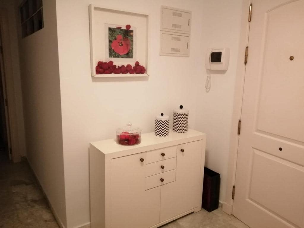 2 camera da letto Appartamento sulla Spiaggia da affitare come casa vacanza in Malaga citta con piscina garage - 840 € (Rif: 7611319)