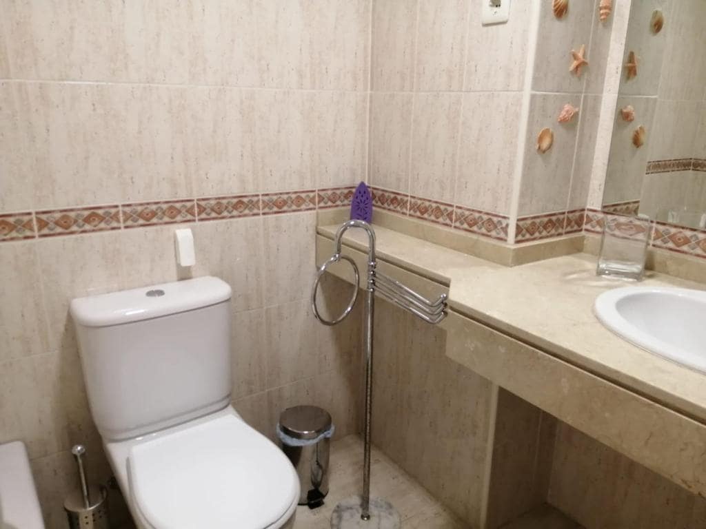 2 camera da letto Appartamento sulla Spiaggia da affitare come casa vacanza in Malaga citta con piscina garage - 840 € (Rif: 7611319)