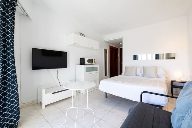    ferieStudio i Cortijo Torrequebrada, Benalmádena med   swimmingpool   - € 250 (Ref: 8645655)