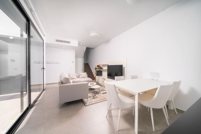 3 slaapkamer Villa te koop in La Marina, Elche / Elx met zwembad - € 329.000 (Ref: 10012502)
