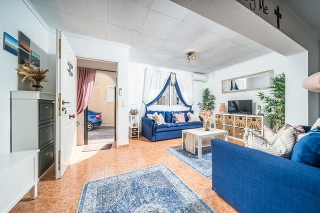 2 quarto Moradia em Banda para venda em La Marina, Elche / Elx - 130 000 € (Ref: 10014802)