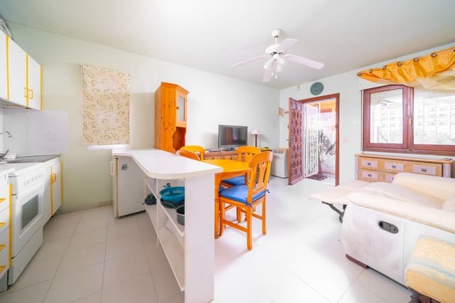 1 sypialnia Dom szeregowy na sprzedaż w La Marina, Elche / Elx - 69 000 € (Ref: 10016788)