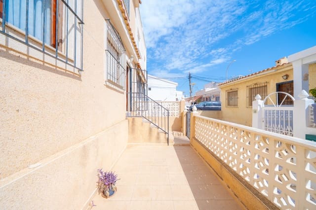 3 Zimmer Reihenhaus zu verkaufen in La Marina, Elche / Elx - 129.000 € (Ref: 10019563)