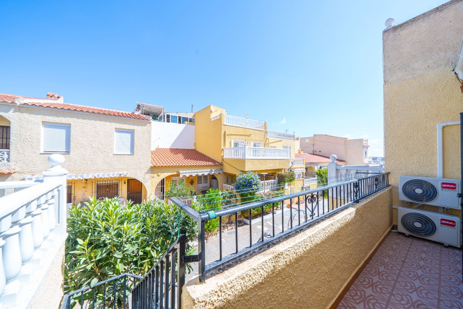 3 quarto Casa em Banda para venda em La Marina - 95 000 € (Ref: 10023174)