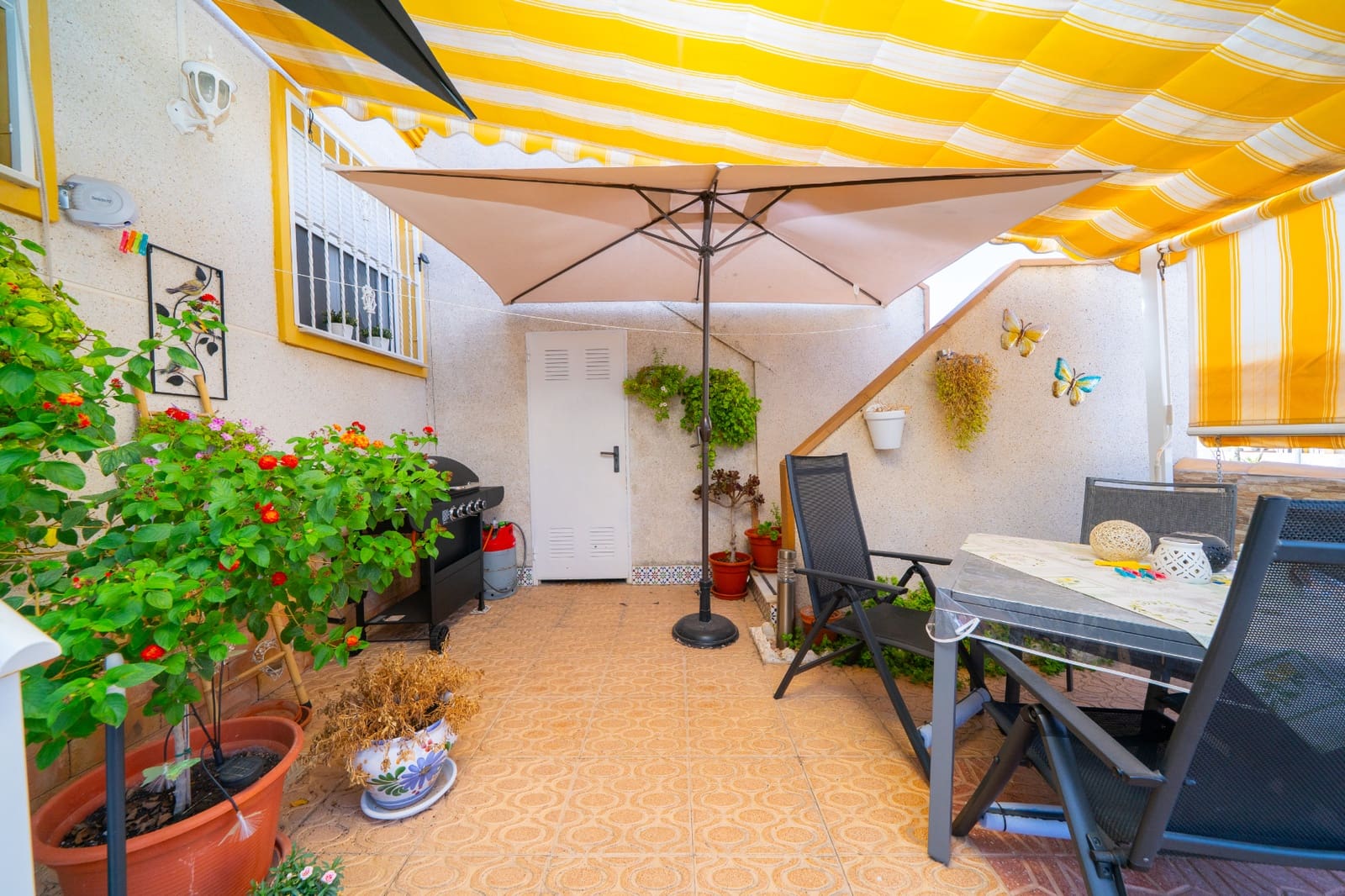 3 quarto Moradia em Banda para venda em La Marina com piscina - 195 000 € (Ref: 10032529)