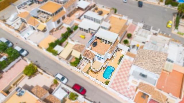 3 chambre Villa/Maison Semi-Mitoyenne à vendre à La Marina, Elche / Elx avec piscine - 215 000 € (Ref: 10035743)