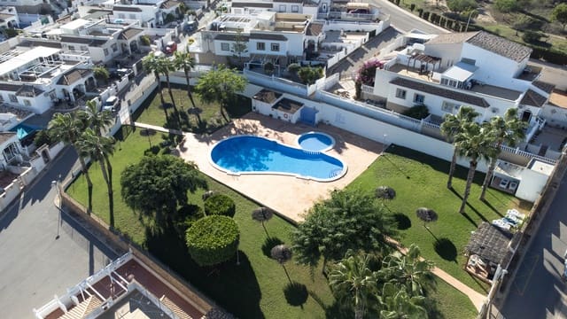 3 chambre Villa/Maison Semi-Mitoyenne à vendre à La Marina, Elche / Elx avec piscine - 215 000 € (Ref: 10035743)