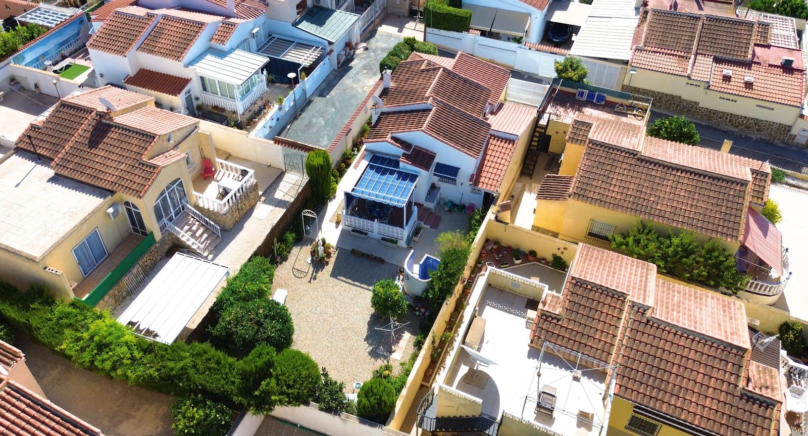 2 sypialnia Willa na sprzedaż w La Marina z basenem garażem - 225 000 € (Ref: 10054337)
