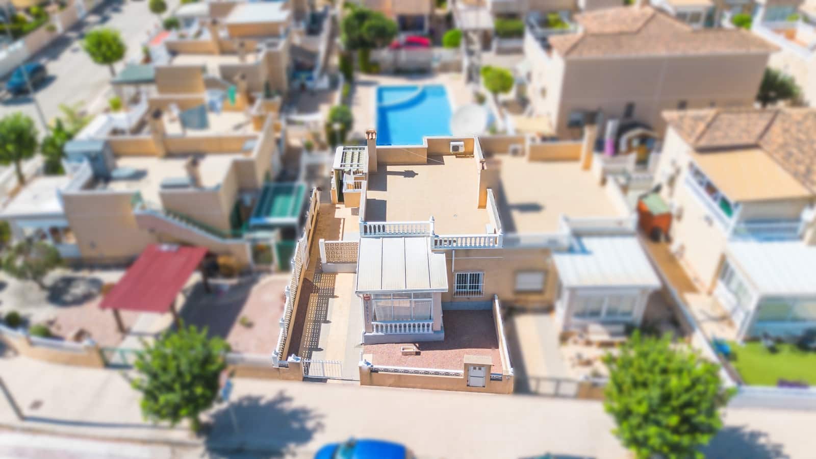 Pareado de 2 habitaciones en La Marina en venta con piscina - 175.000 € (Ref: 10106509)