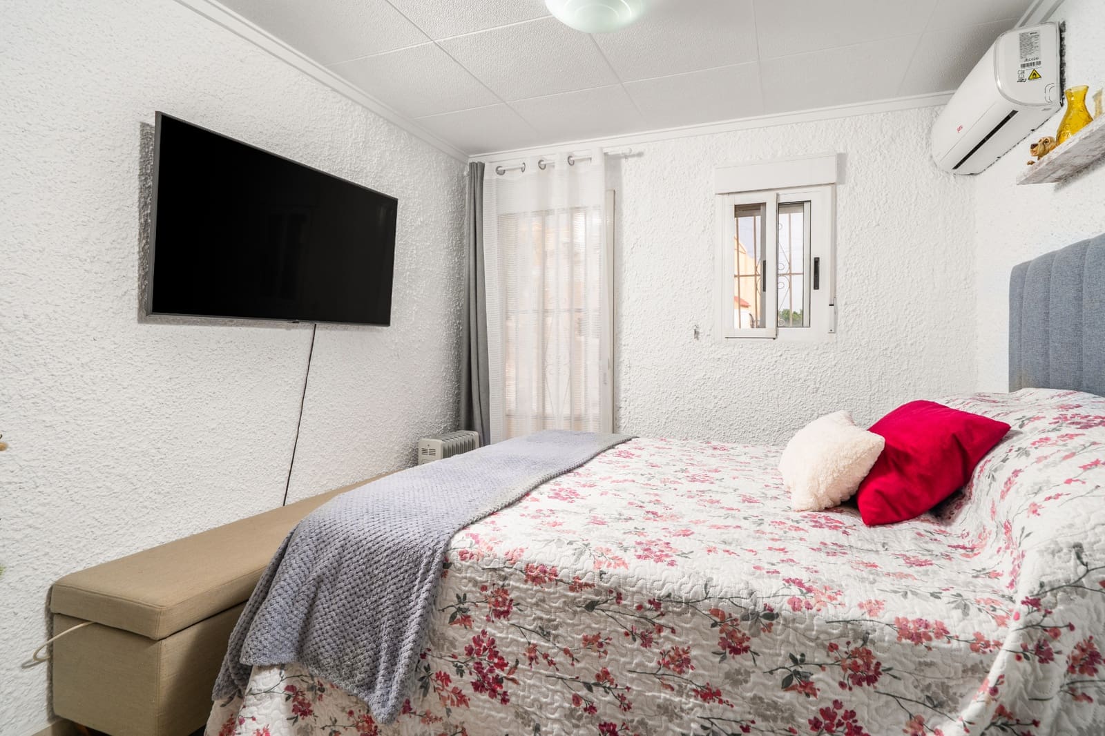 2 sovrum Radhus till salu i La Marina - 120 000 € (Ref: 10120983)