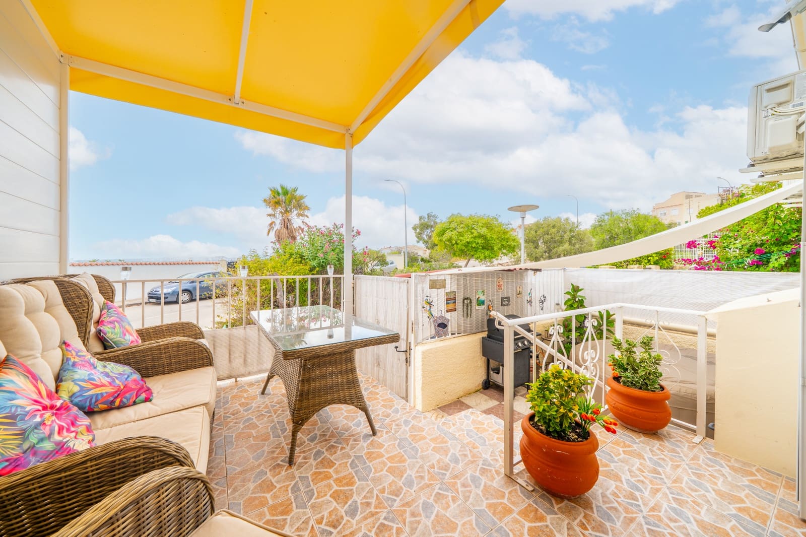 2 sovrum Radhus till salu i La Marina - 120 000 € (Ref: 10120983)