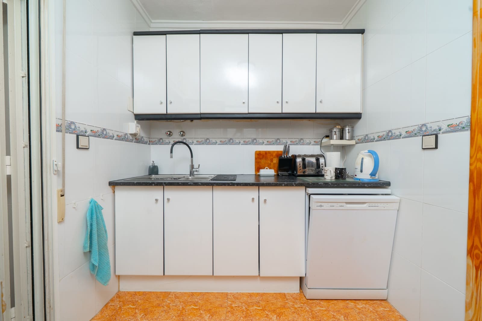 2 slaapkamer Halfvrijstaande villa te koop in La Marina met zwembad garage - € 209.995 (Ref: 10120984)