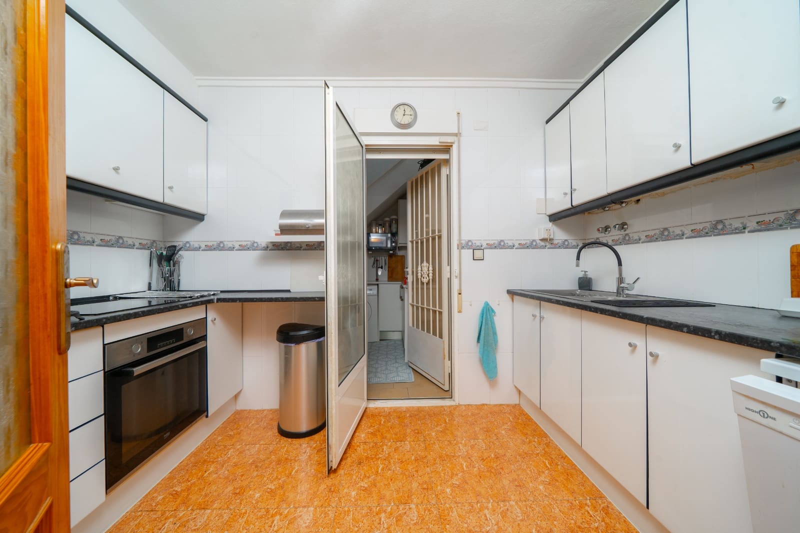 2 slaapkamer Halfvrijstaande villa te koop in La Marina met zwembad garage - € 209.995 (Ref: 10120984)