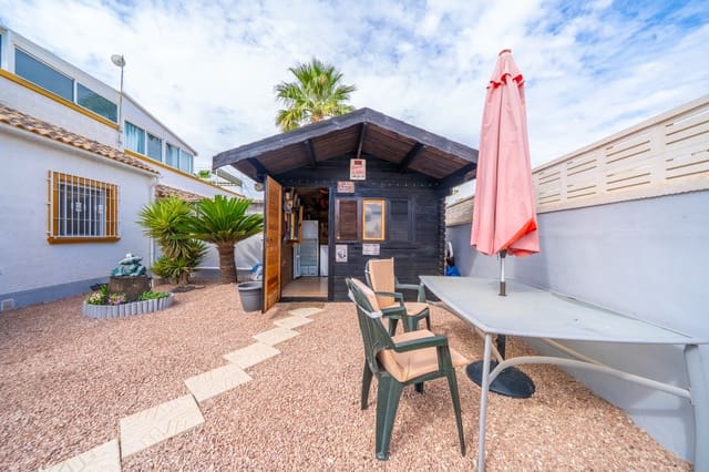 2 slaapkamer Halfvrijstaande villa te koop in La Marina, Elche / Elx met zwembad garage - € 209.995 (Ref: 10120984)