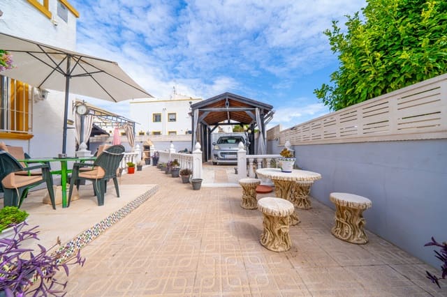 2 slaapkamer Halfvrijstaande villa te koop in La Marina, Elche / Elx met zwembad garage - € 209.995 (Ref: 10120984)