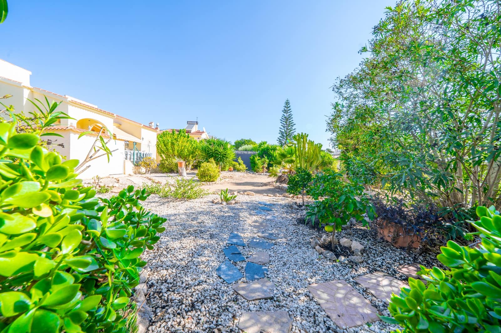 2 soverom Villa til salgs i La Marina med svømmebasseng garasje - € 235 000 (Ref: 10141367)