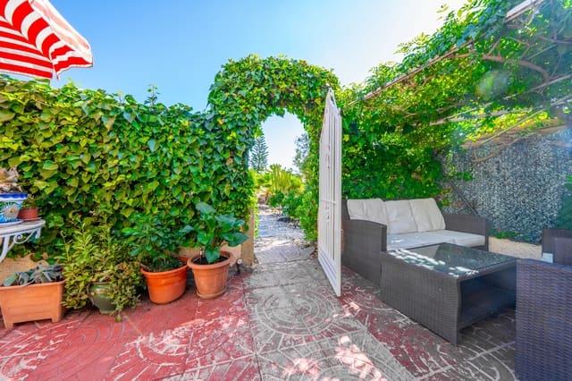 2 soverom Villa til salgs i La Marina, Elche / Elx med svømmebasseng garasje - € 235 000 (Ref: 10141367)
