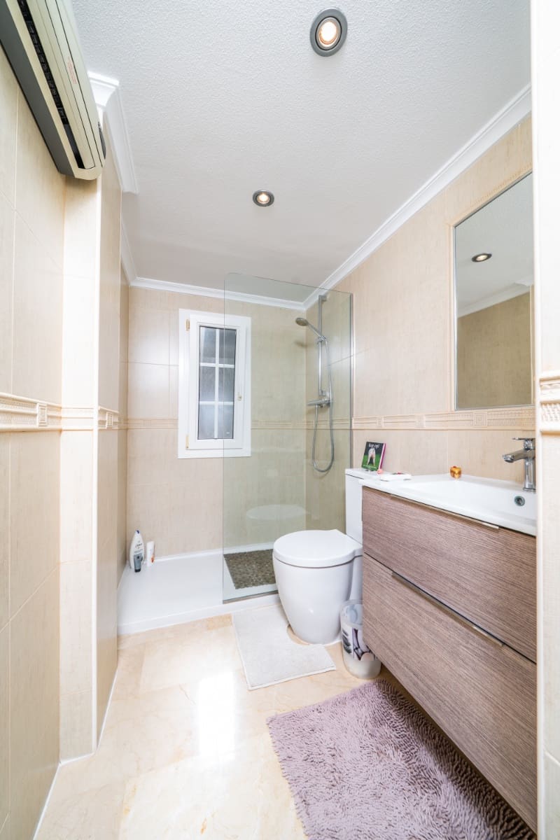3 soveværelse Villa til salg i La Marina med swimmingpool - € 344.995 (Ref: 10155920)