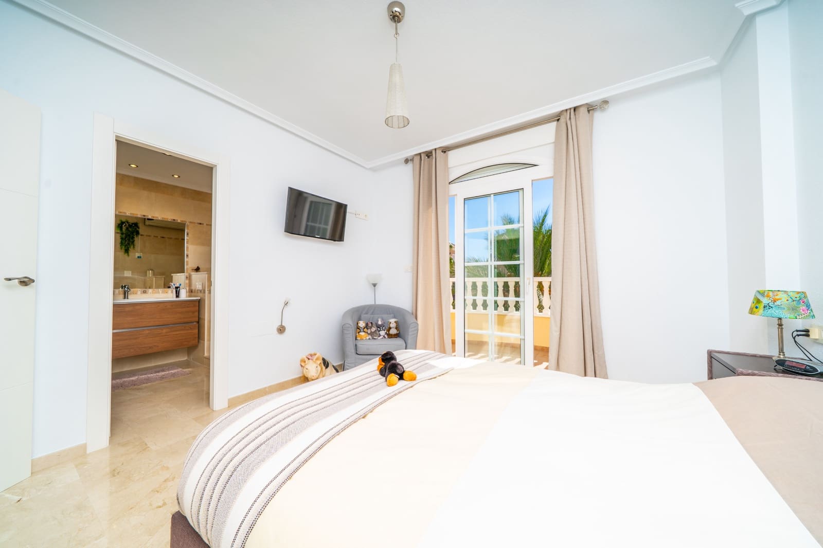 3 soveværelse Villa til salg i La Marina med swimmingpool - € 344.995 (Ref: 10155920)