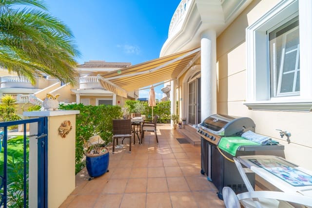 3 soveværelse Villa til salg i La Marina, Elche / Elx med swimmingpool - € 344.995 (Ref: 10155920)