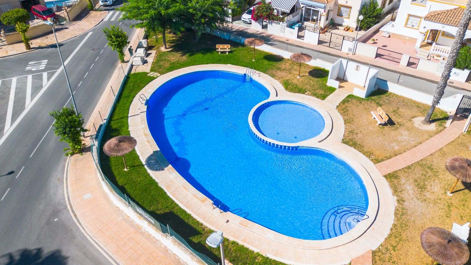 3 camera da letto Villetta Bifamiliare in vendita in La Marina con piscina garage - 199.950 € (Rif: 10158366)