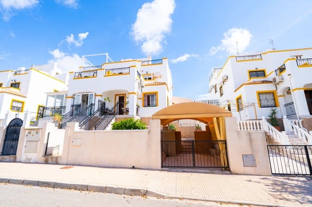 3 makuuhuone Paritalo myytävänä paikassa La Marina, Elche / Elx mukana uima-altaan 
autotalli - 199 950 € (Ref: 10158366)