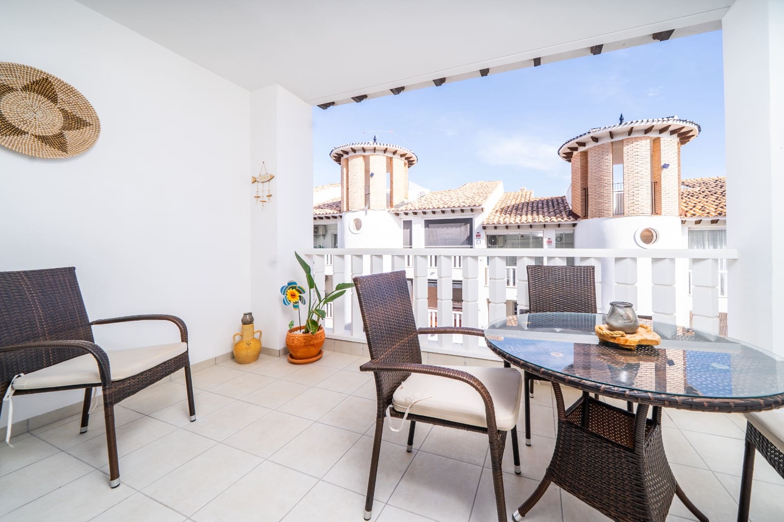 Apartamento de 2 habitaciones en El Pinet en venta con piscina garaje - 219.000 € (Ref: 10163758)