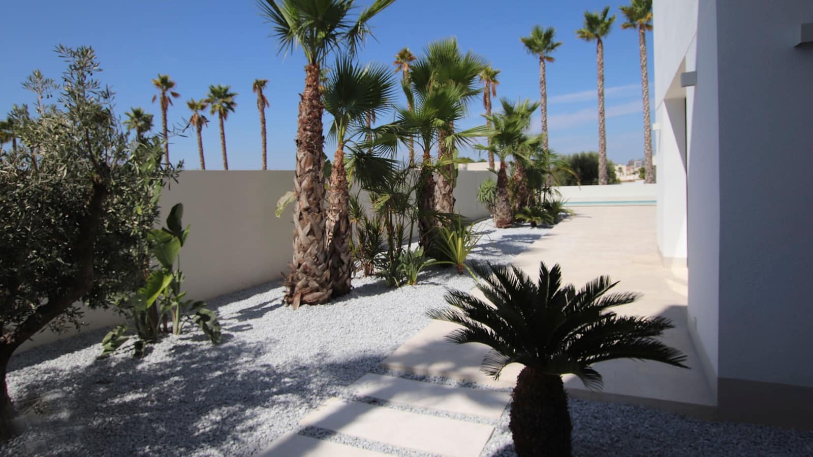 5 slaapkamer Villa te koop in La Marina met zwembad - € 988.500 (Ref: 8047080)