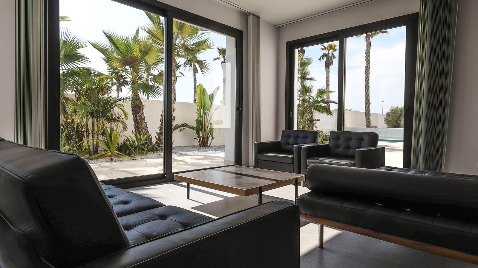 5 slaapkamer Villa te koop in La Marina met zwembad - € 988.500 (Ref: 8047080)