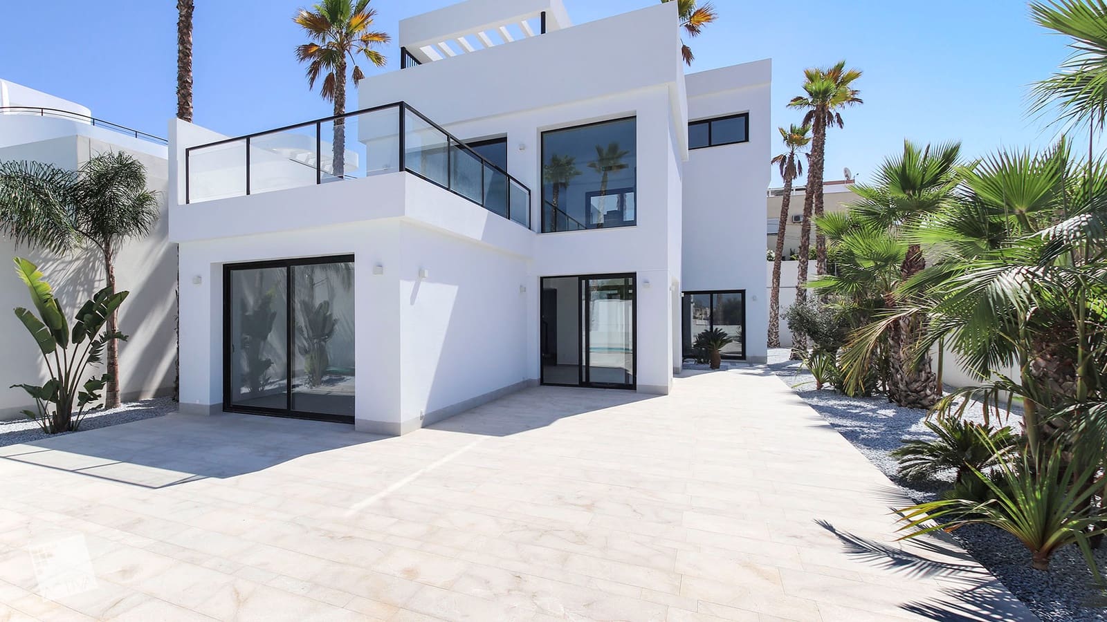 5 slaapkamer Villa te koop in La Marina met zwembad - € 988.500 (Ref: 8047080)