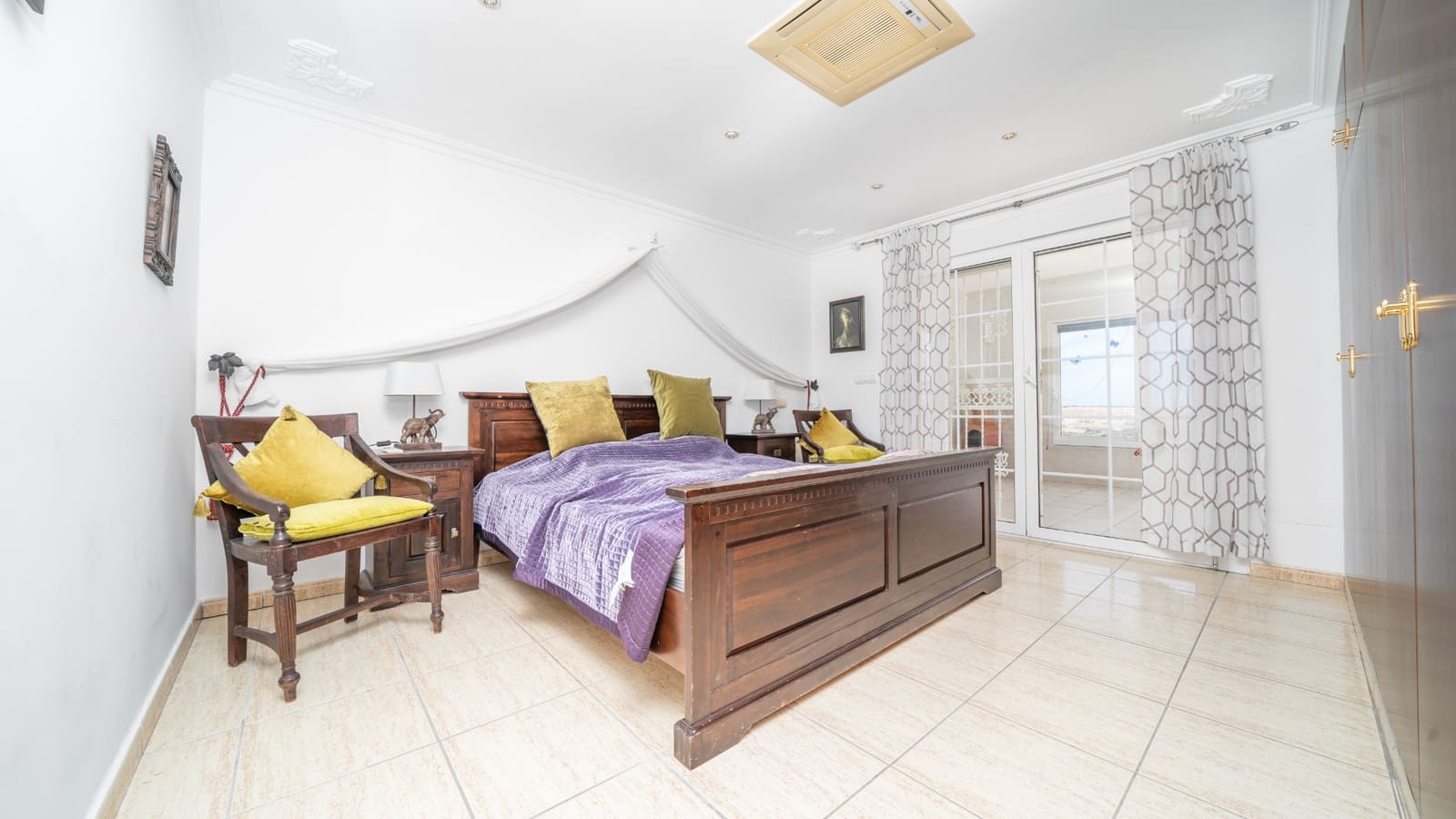 3 slaapkamer Villa te koop in La Escuera met zwembad garage - € 495.000 (Ref: 8274421)