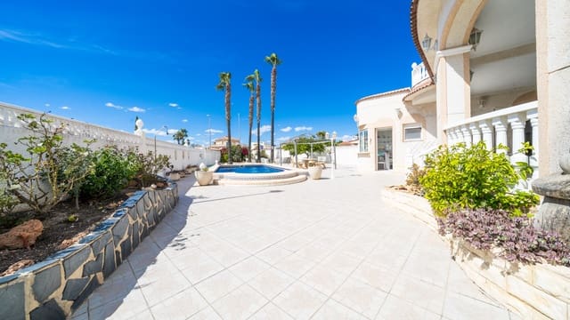 3 slaapkamer Villa te koop in La Escuera, San Fulgencio met zwembad garage - € 495.000 (Ref: 8274421)