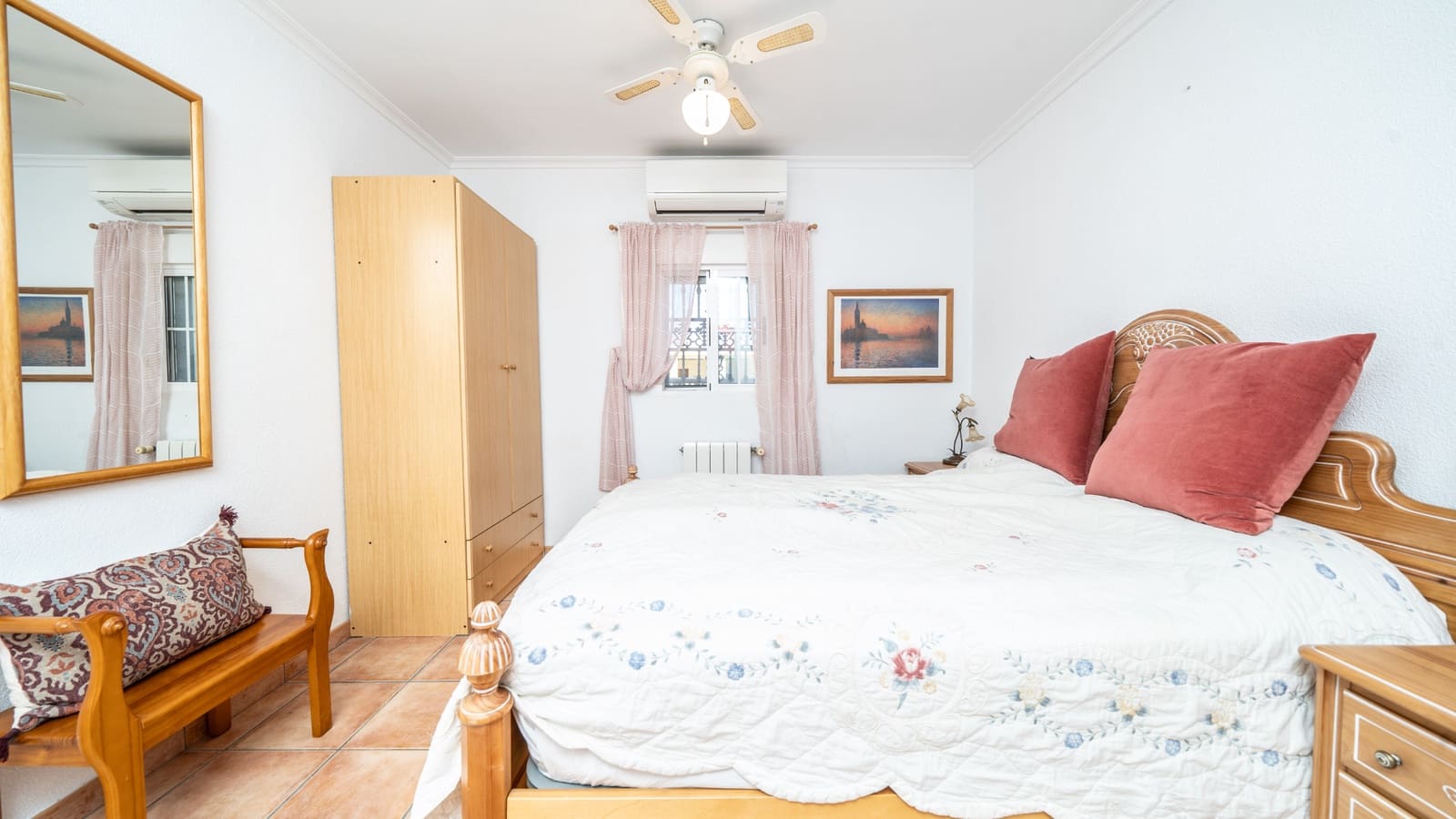 3 slaapkamer Villa te koop in La Escuera met zwembad garage - € 495.000 (Ref: 8274421)