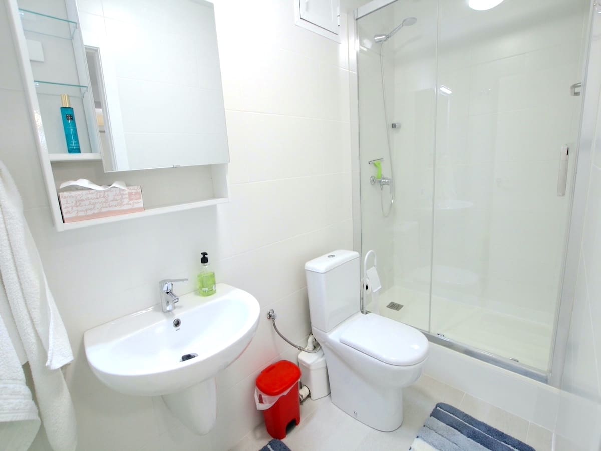 Chalet de 4 habitaciones en La Marina en venta con piscina - 289.000 € (Ref: 8647121)